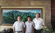 汽車學(xué)子考取全日制研究生返校謝師恩