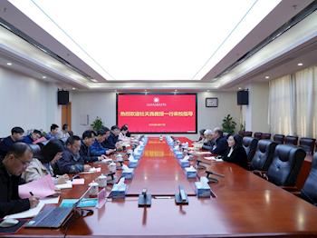 杜天真教授到我院指導交流