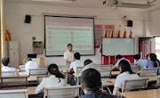 副院長(zhǎng)葉超飛到商學(xué)院宣講2021年全國(guó)“兩會(huì)”精神